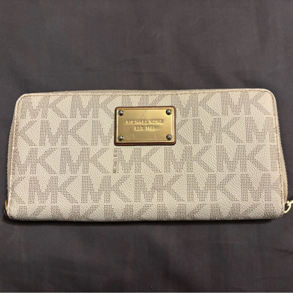 Michael Kors large white and tan wallet